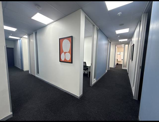 20M² OFFICE TO LET IN KILLARNEY